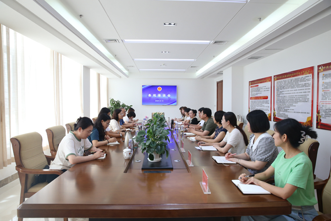 AD0P1629.jpg