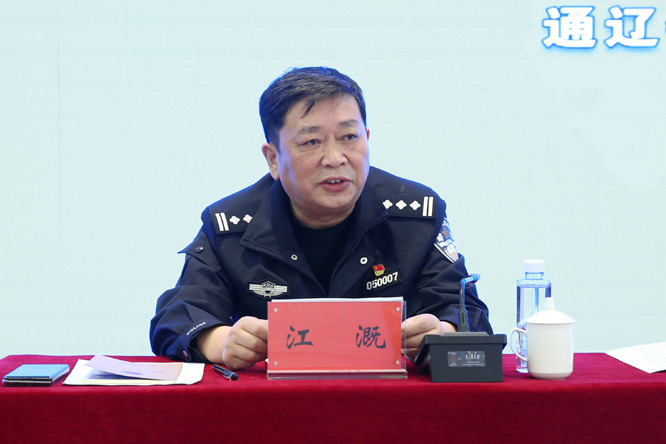 AD0P4569.jpg